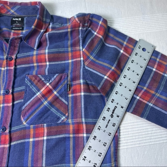 Hurley Men's Classic Fit Plaid Shirt in Blue and Red - Picture 5 of 7